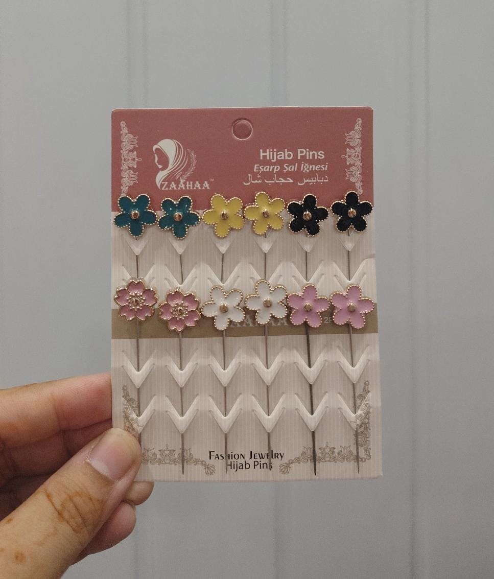 Daisy pin