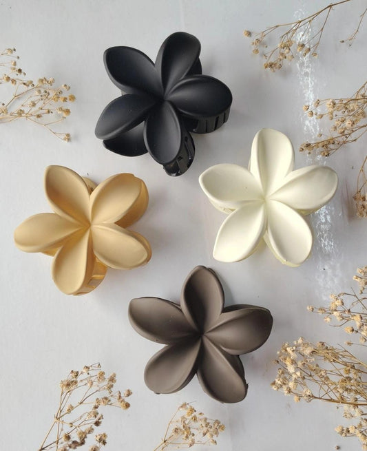 Matte Daisy Claw Clips - Big