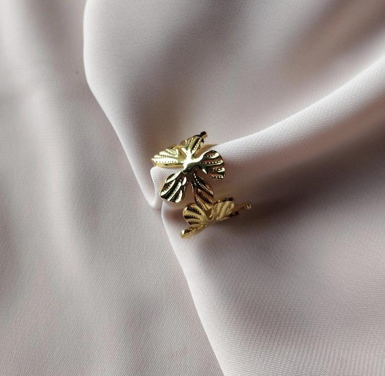 Textured Flutter Ring