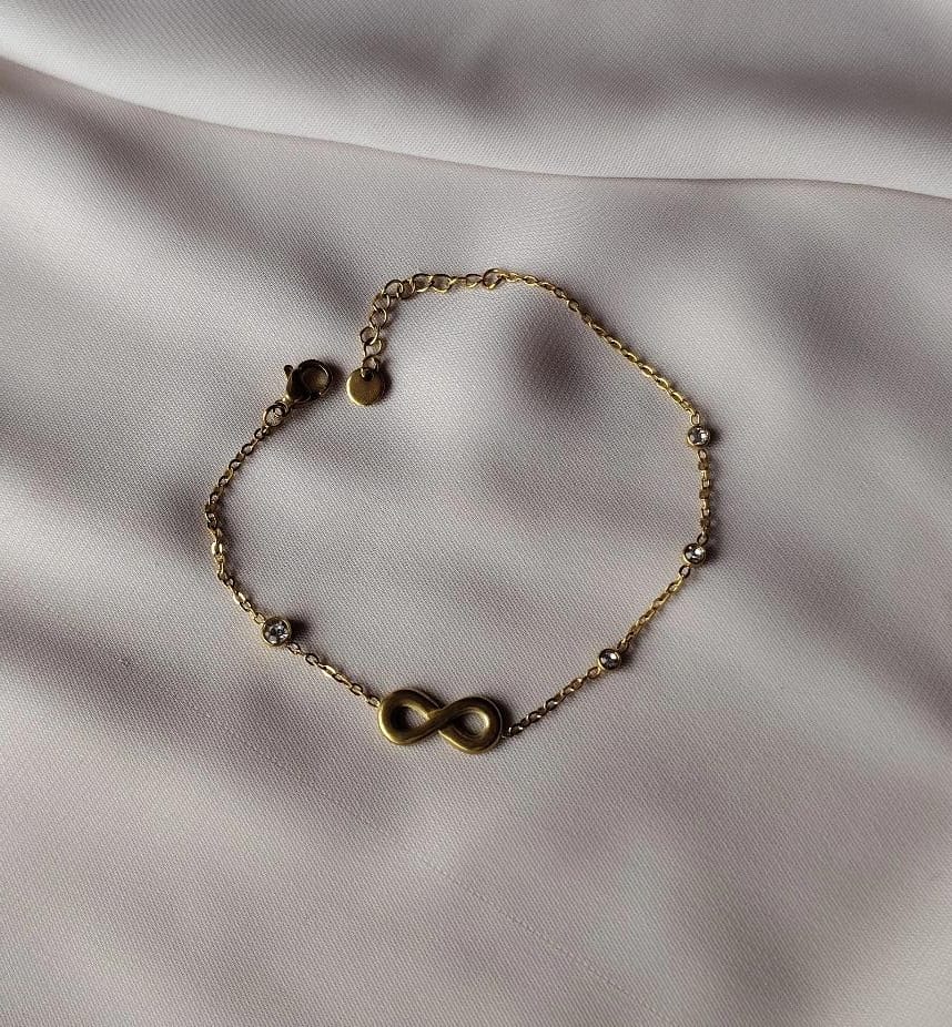 Infinite Glow Beaded Bracelet