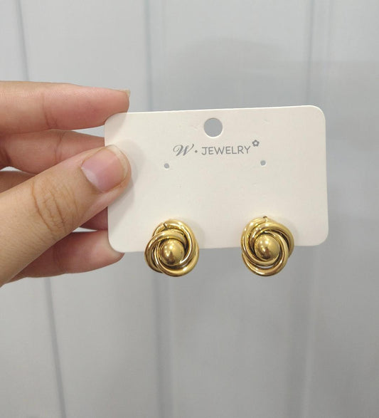 Anti tarnish earrings