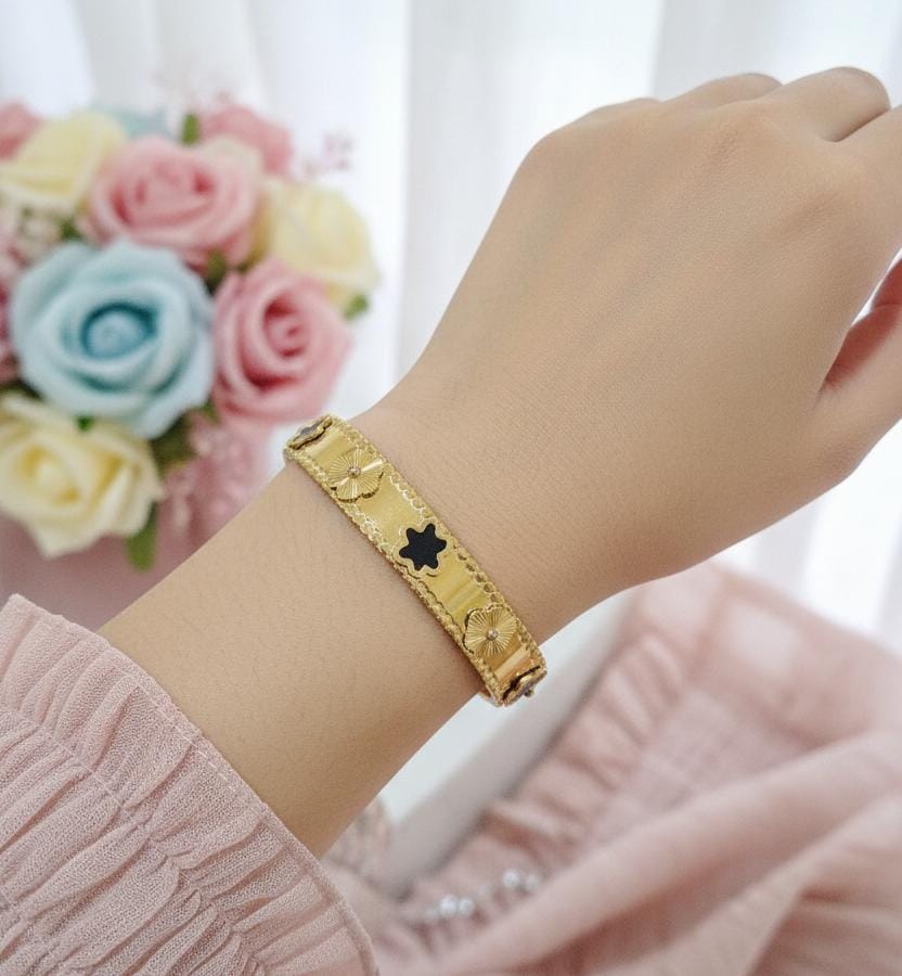 Clover Star Bracelet