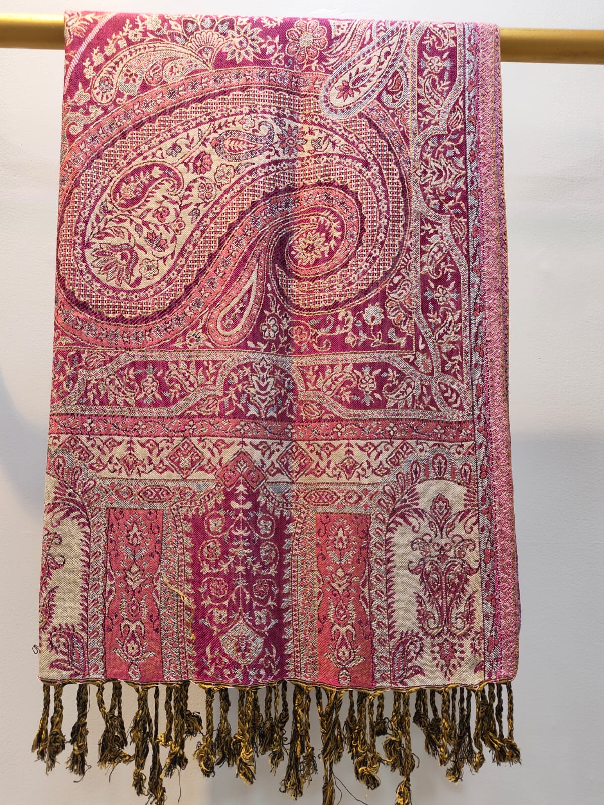 Pashmina shawls
