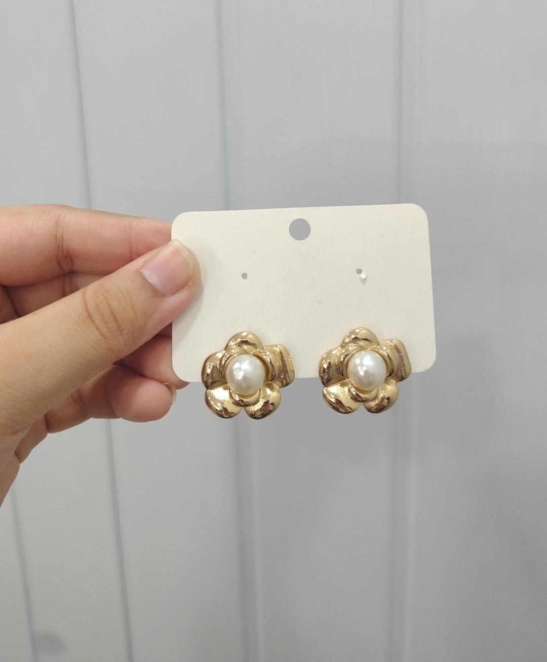 Anti tarnish earrings