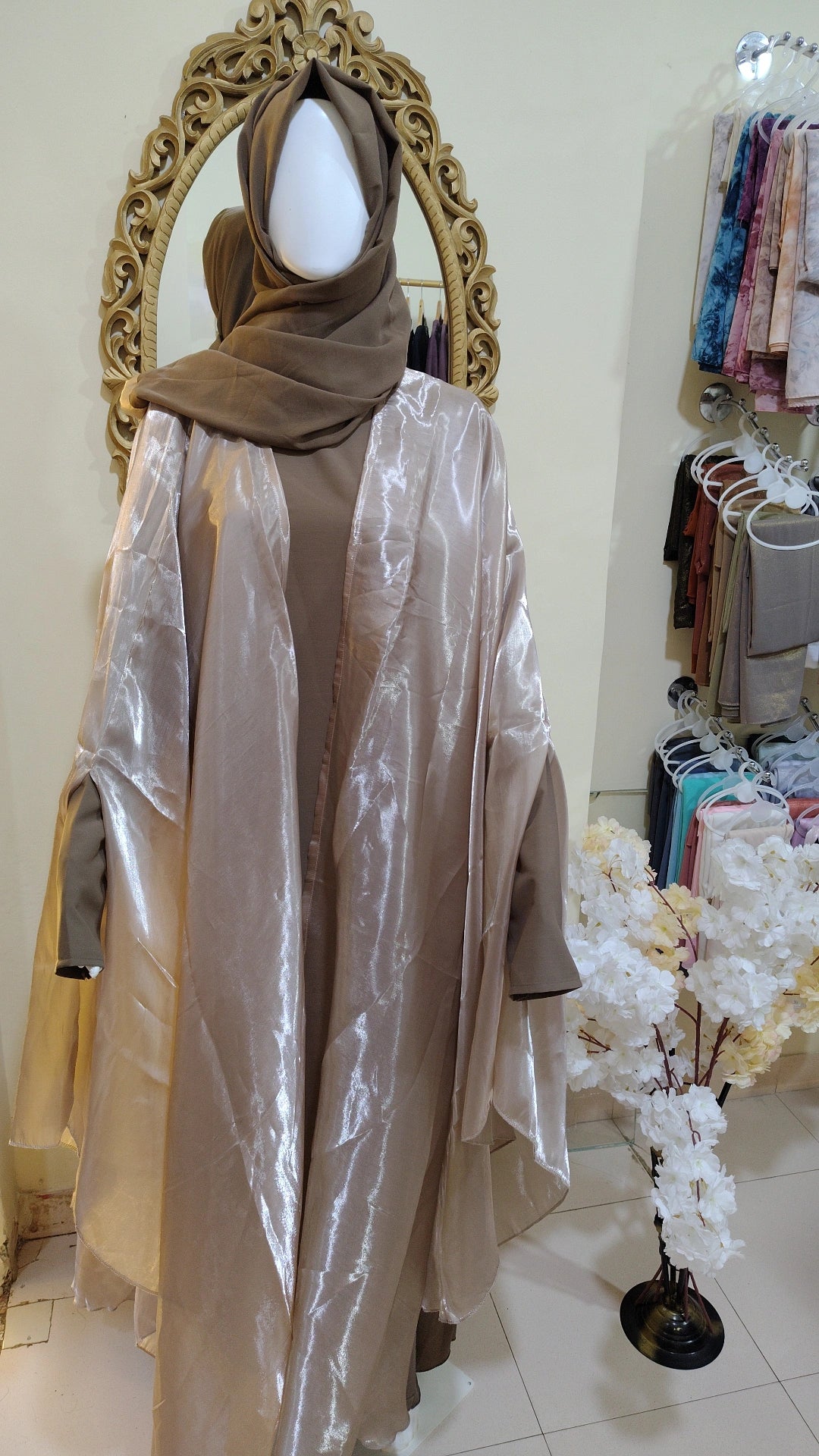 NOOR Abaya