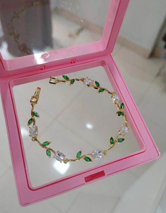 Tiana tulip bracelet